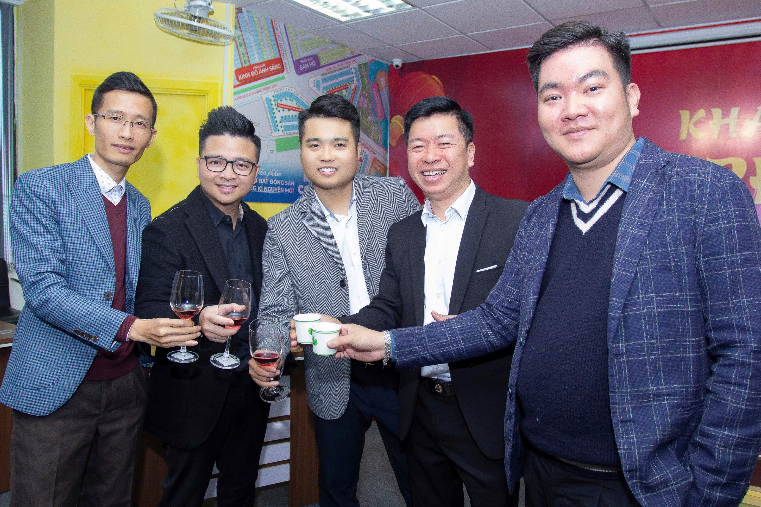 z6285038699919_2cd651812ab715097a891137605455cc