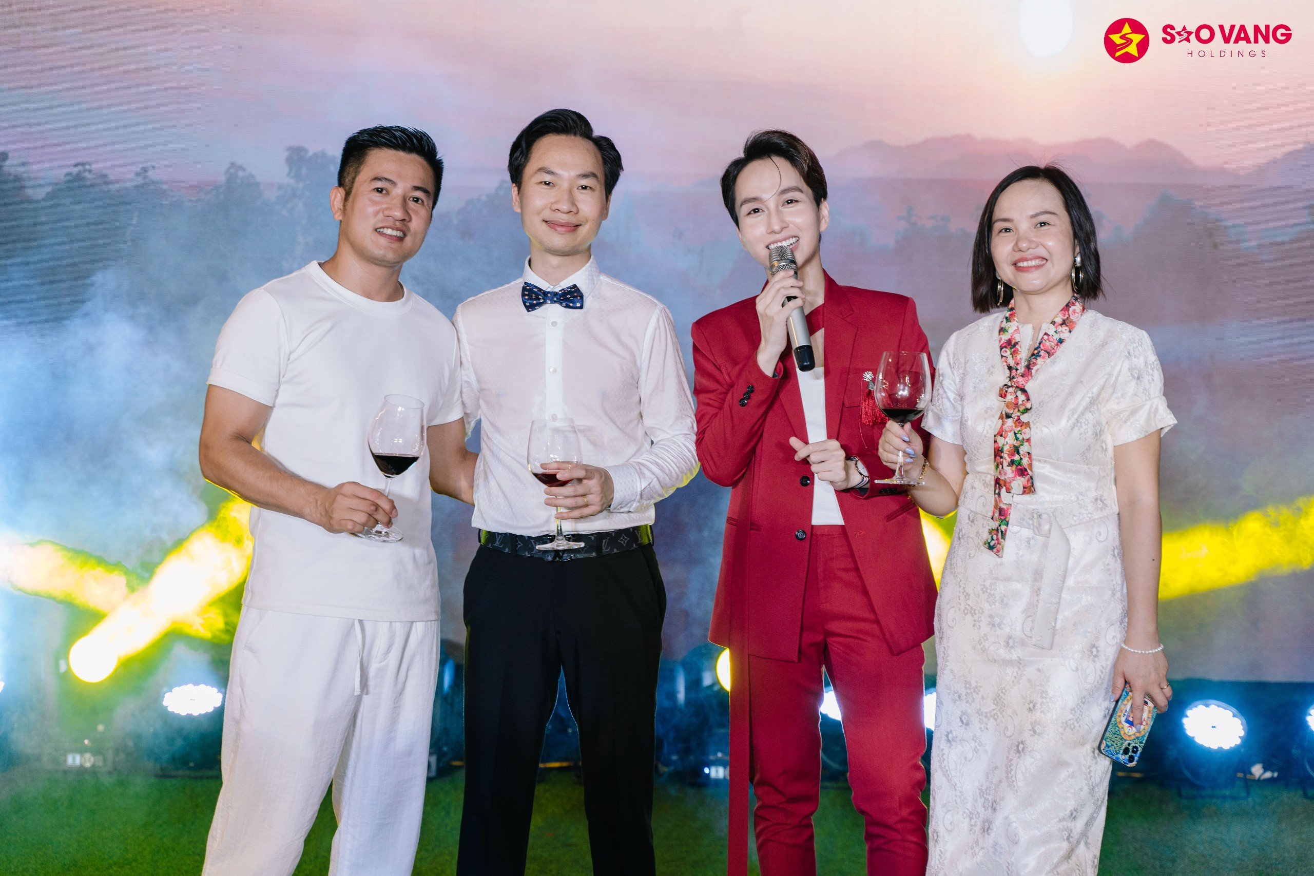 z5552956111318_76da7279501e7267a03a67dad57998e7_1